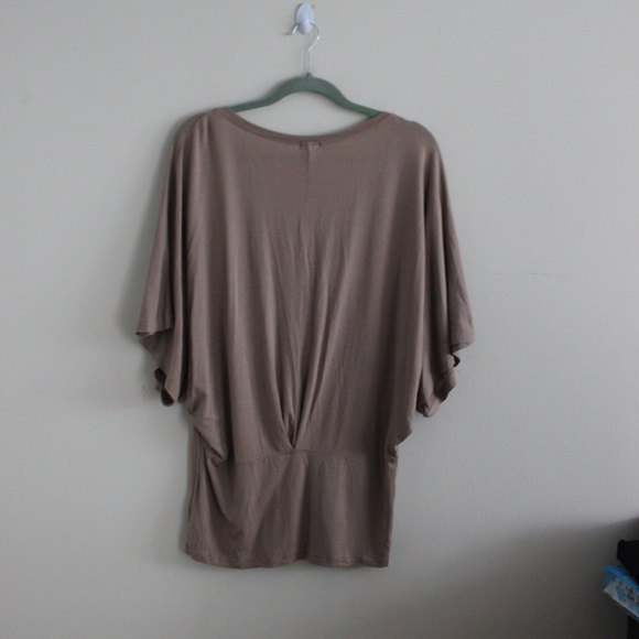 Aritzia Wilfred Dolman Sleeve V-Neck Top - Picture 7 of 13